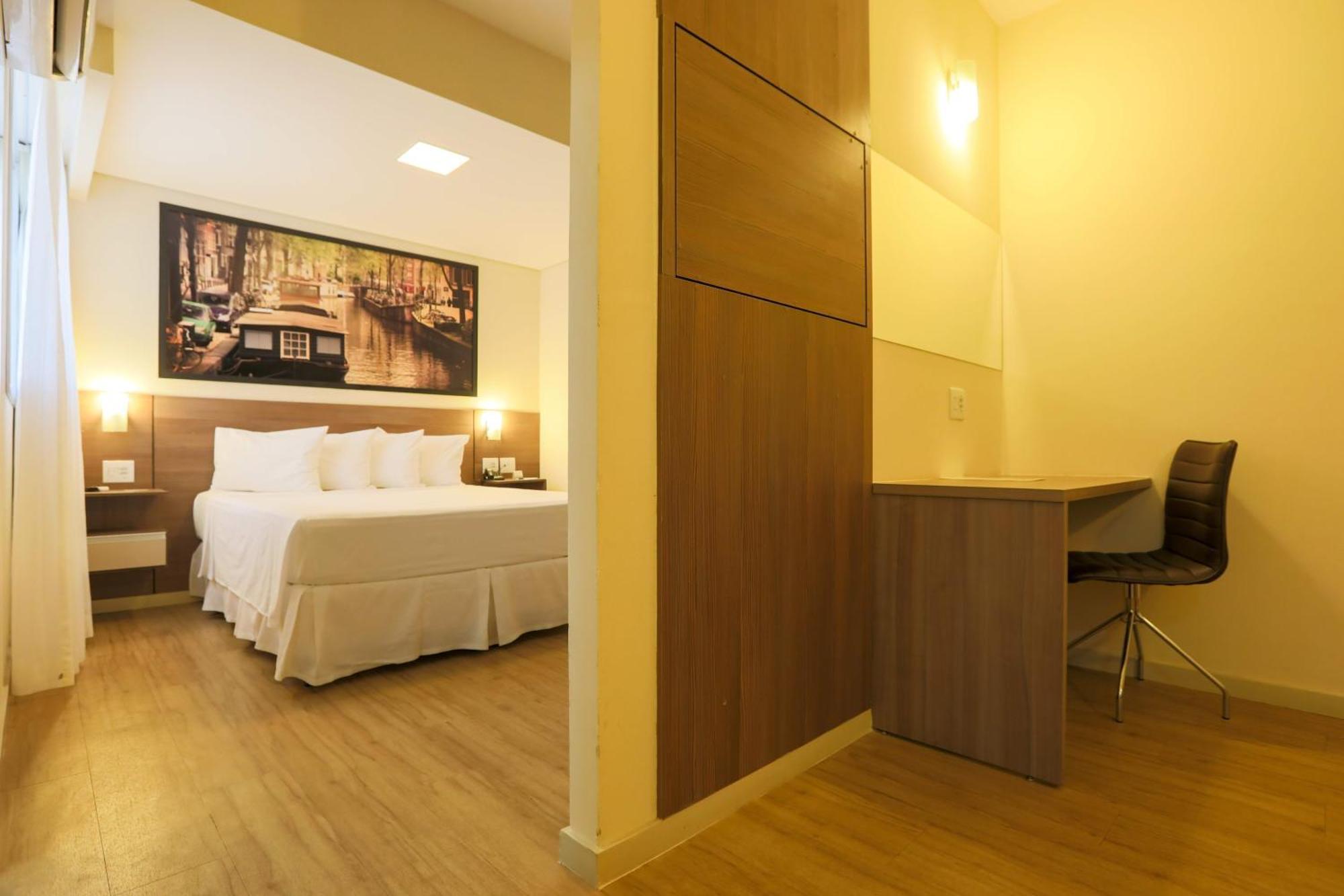 Hotel Amsterdam Montes Claros Exterior photo